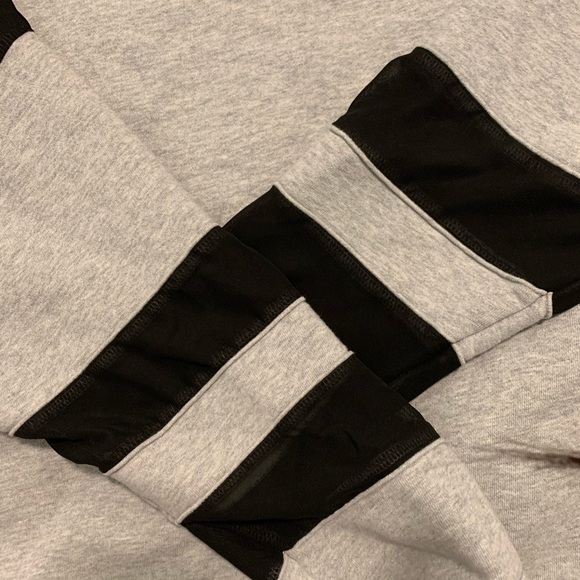 Mesh oversized sweatshirt - Picture 2 of 3